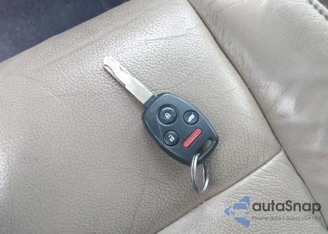 2011 Honda Pilot Ex-L z USA, uszkodzony, nr VIN 5FNYF3H5XBB050380